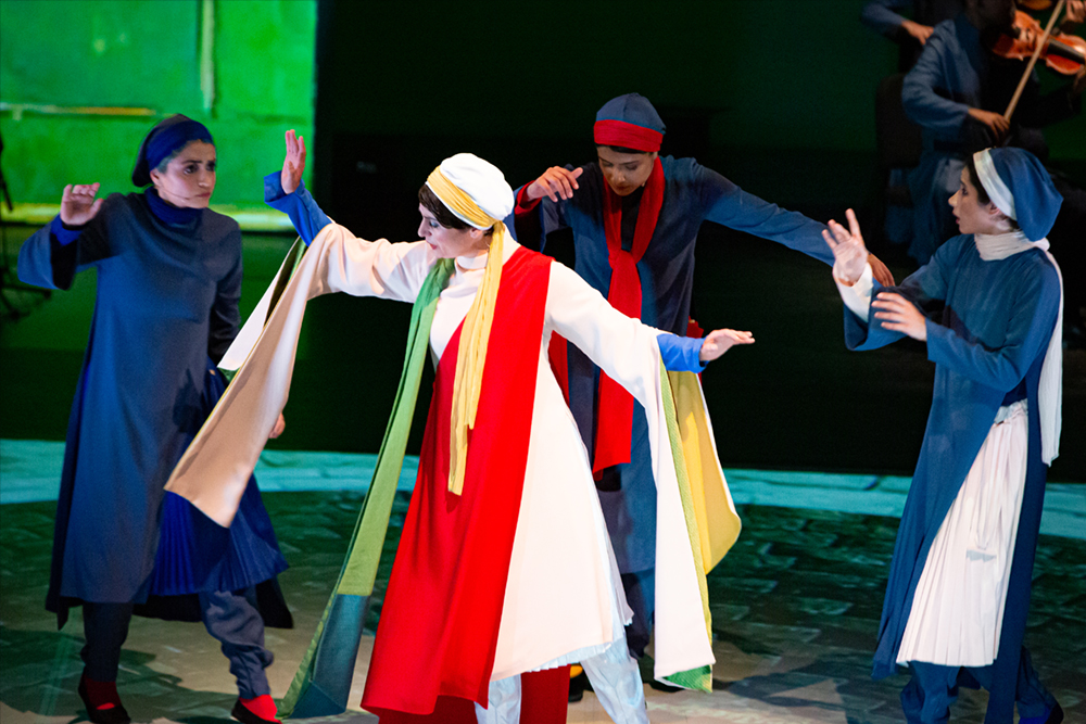 Turan Dokht